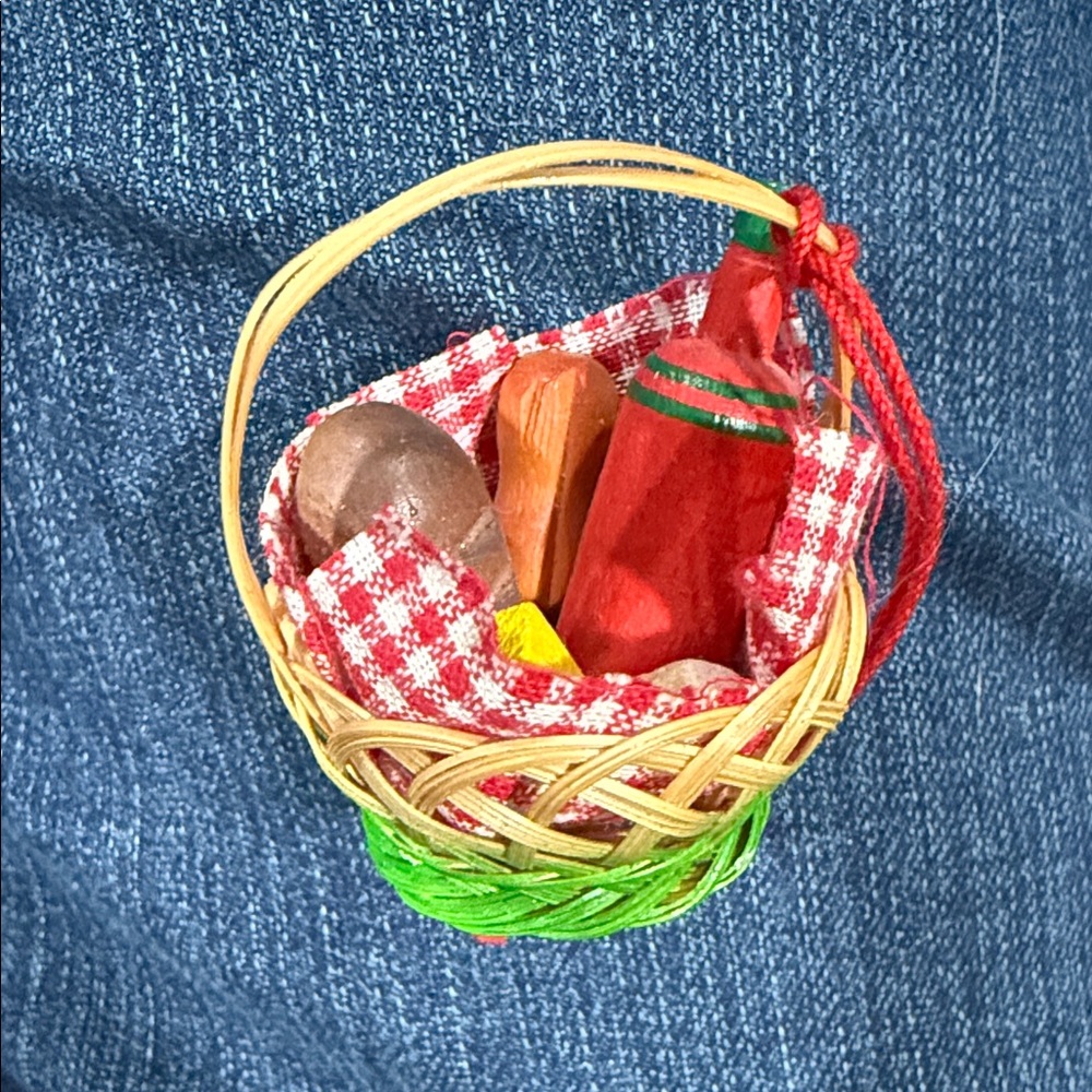 Steinbach Wooden Miniature Picnic Basket with Accessories Ornament